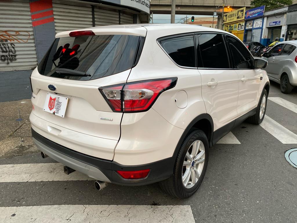 FORD ESCAPE SE AT